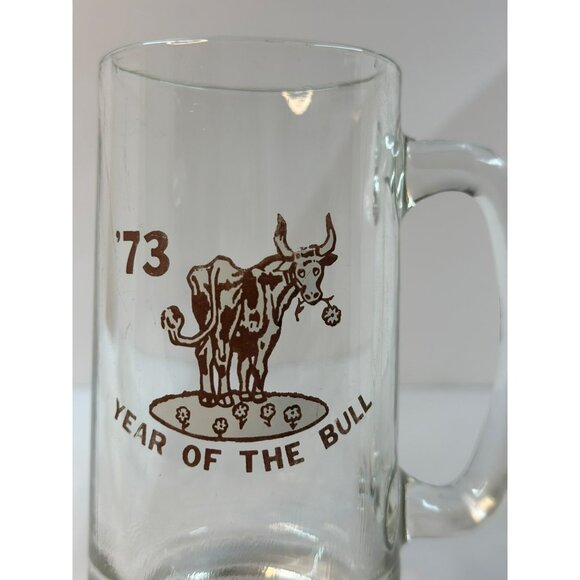 VTG 1973 Year of the Bull Glass Beer Mugs Set of 2 Zodiac Ox Collectible Steins - Picture 5 of 7